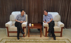 鄭董事長(zhǎng)與閘北區(qū)區(qū)長(zhǎng)會(huì)談