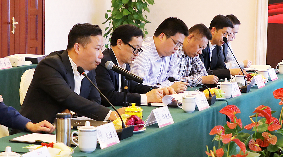 貴州黃果樹旅游區(qū)管理委員會主任張悅一行回訪中金國泰集團(tuán)，共同推進(jìn)構(gòu)建“大黃果樹”旅游圈